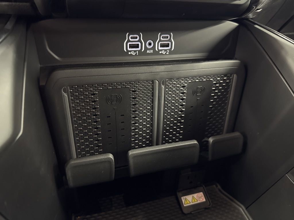 New 2026 RAM 2500 Laramie w/ Night Edition AWD/4WD image 25