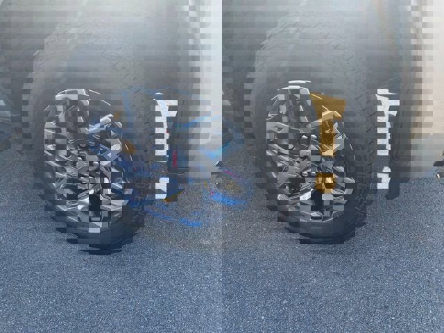 New 2026 GMC Sierra 1500 SLT w/ SLT Premium Plus Package image 10