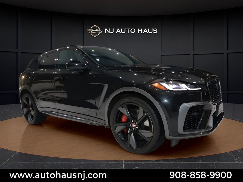 Used 2021 Jaguar F-PACE SVR image 10
