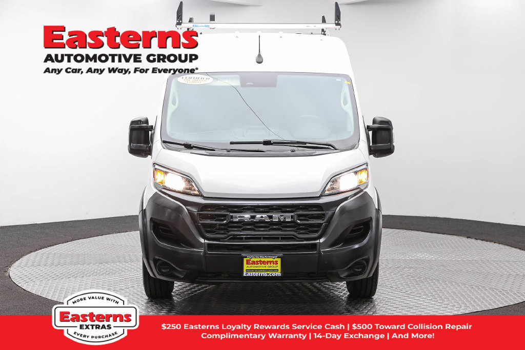 Used 2023 RAM ProMaster 2500 FWD image 3