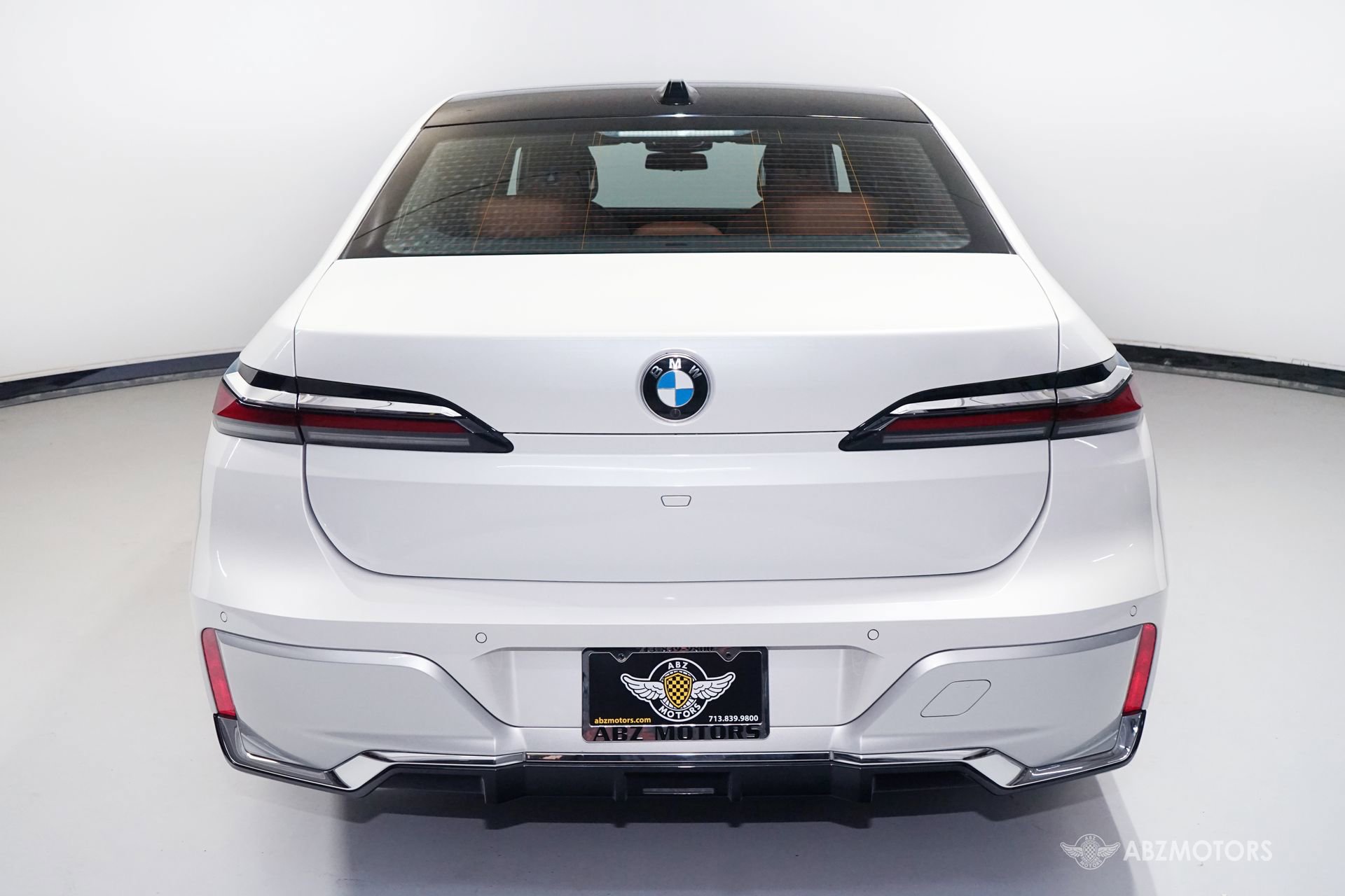 Used 2023 BMW 740i RWD image 8