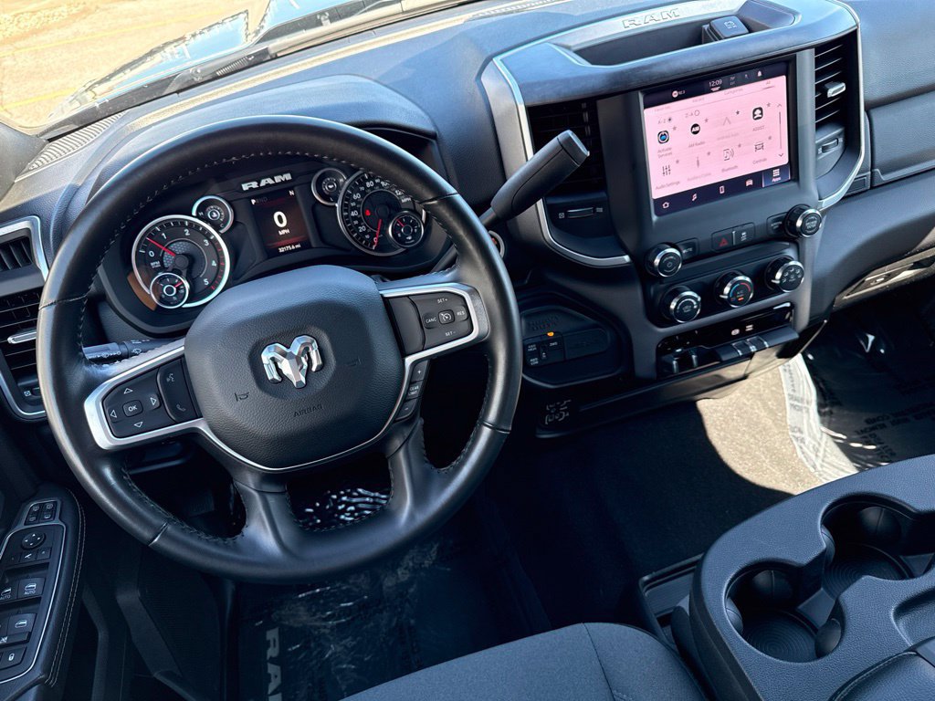 Used 2024 RAM 2500 Big Horn AWD/4WD image 43