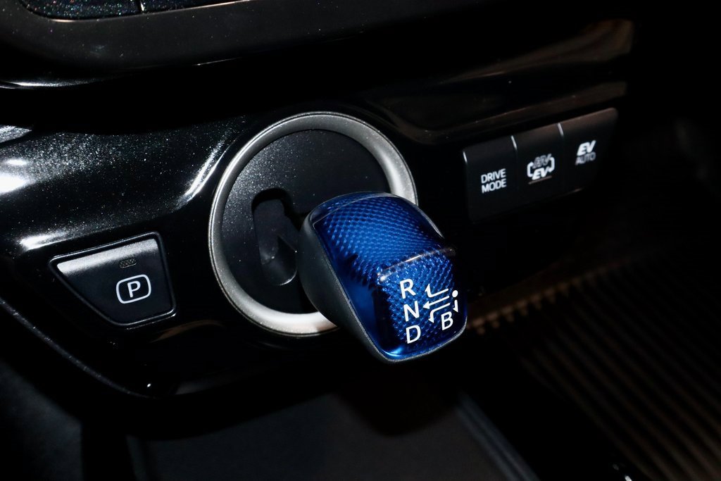 Used 2021 Toyota Prius Prime LE image 31