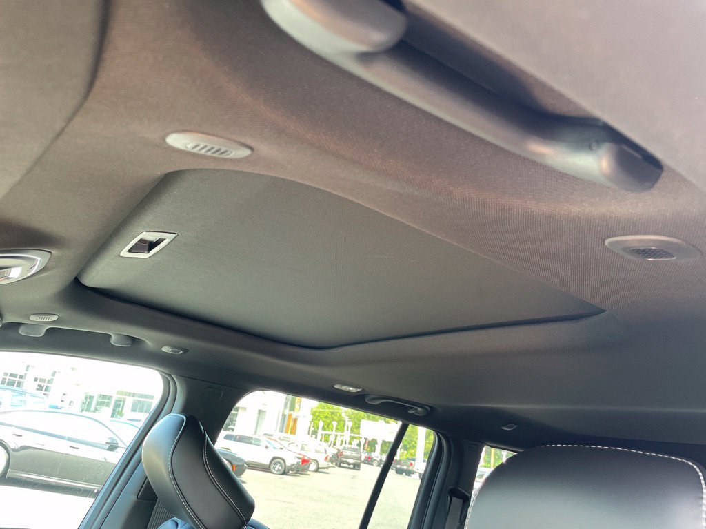 New 2027 Jeep Grand Cherokee Altitude AWD/4WD image 12