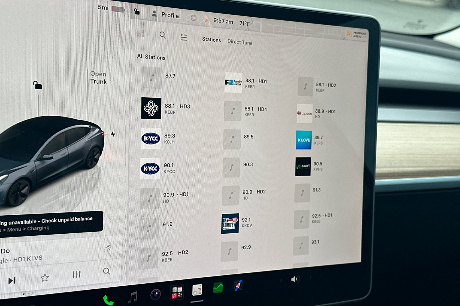 Used 2023 Tesla Model 3 Standard Range RWD image 16