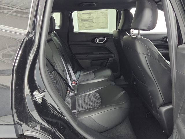 New 2026 Jeep Compass Latitude AWD/4WD image 14