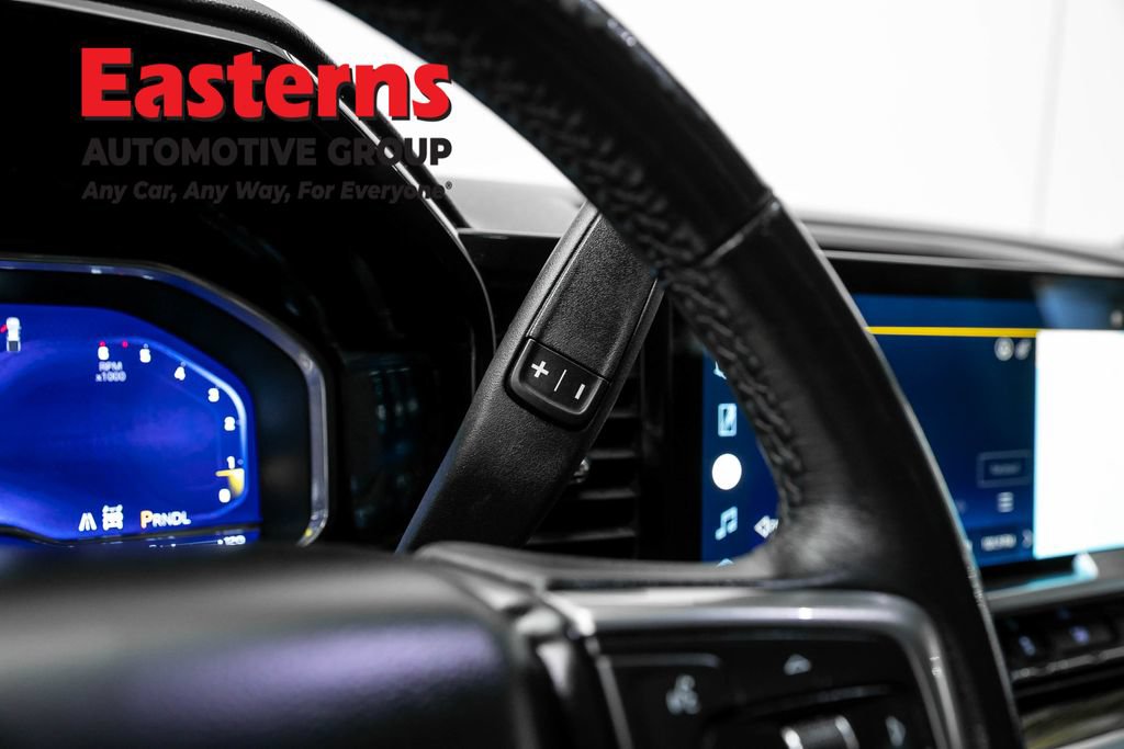 Used 2022 Chevrolet Silverado 1500 LT w/ Convenience Package II AWD/4WD image 13