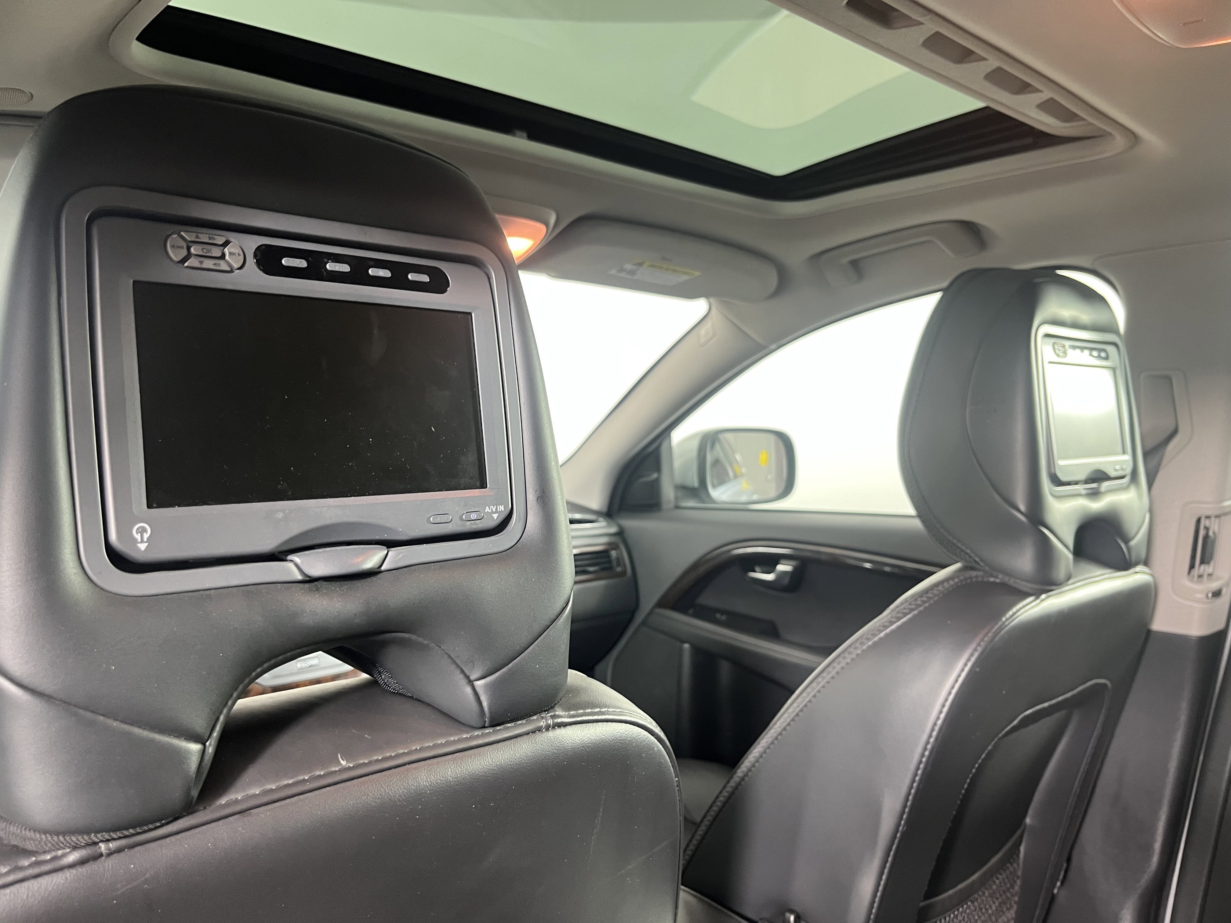 Used 2012 Volvo XC70 T6 Platinum image 18