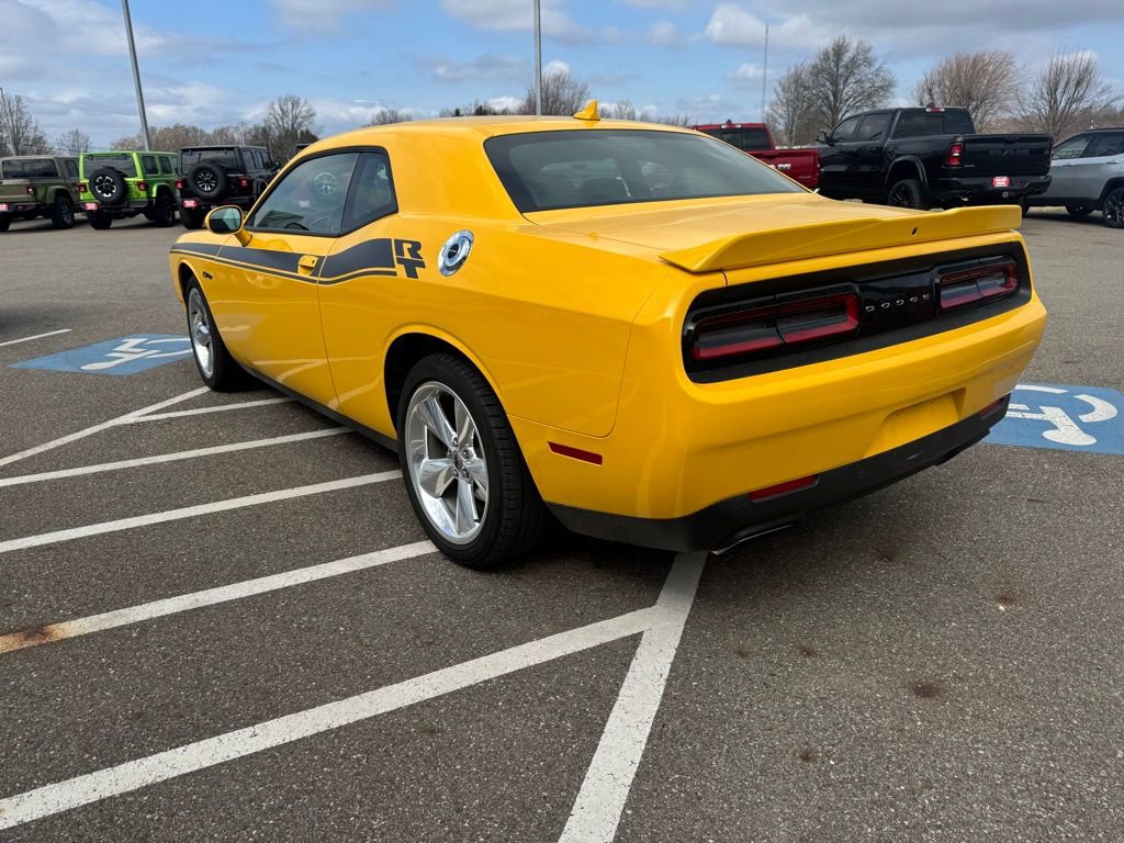 Used 2018 Dodge Challenger R/T Plus image 9