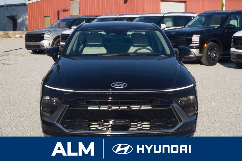 New 2026 Hyundai Sonata SEL FWD image 3
