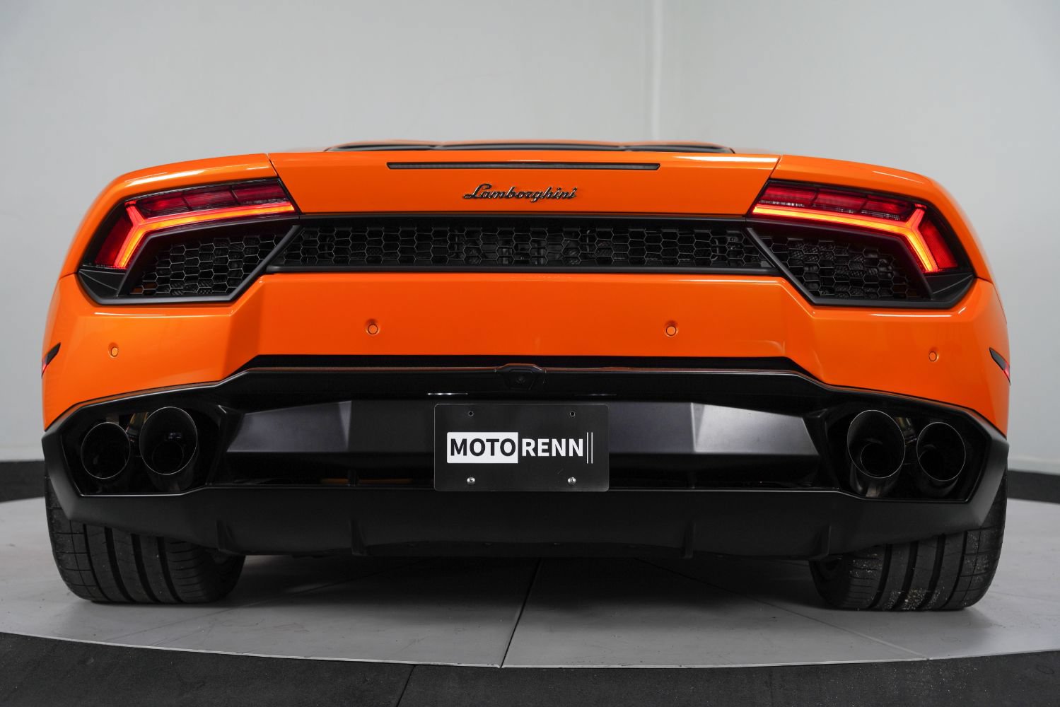 Used 2017 Lamborghini Huracan LP 580-2 RWD image 19