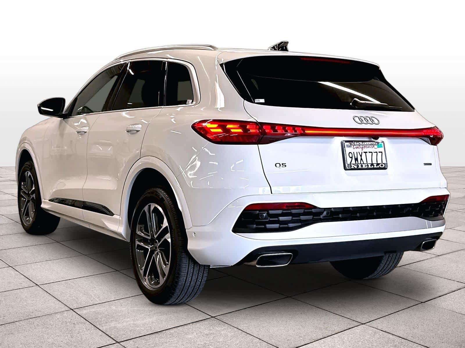 Used 2025 Audi Q5 Premium Plus AWD/4WD image 13