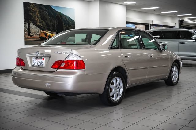 Used 2004 Toyota Avalon XL w/ Luxury Pkg FWD image 6