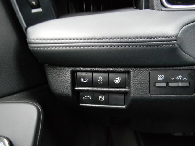 Used 2019 Toyota Avalon Touring w/ All Weather Liner Package FWD image 16