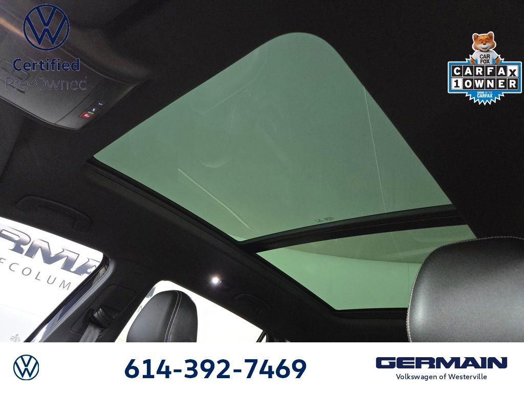 Certified 2023 Volkswagen Atlas Cross Sport SE w/ Panoramic Sunroof Package AWD/4WD image 31