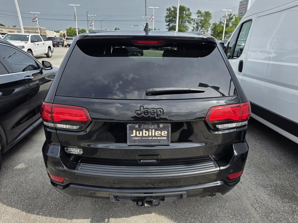 Used 2019 Jeep Grand Cherokee Altitude RWD image 3
