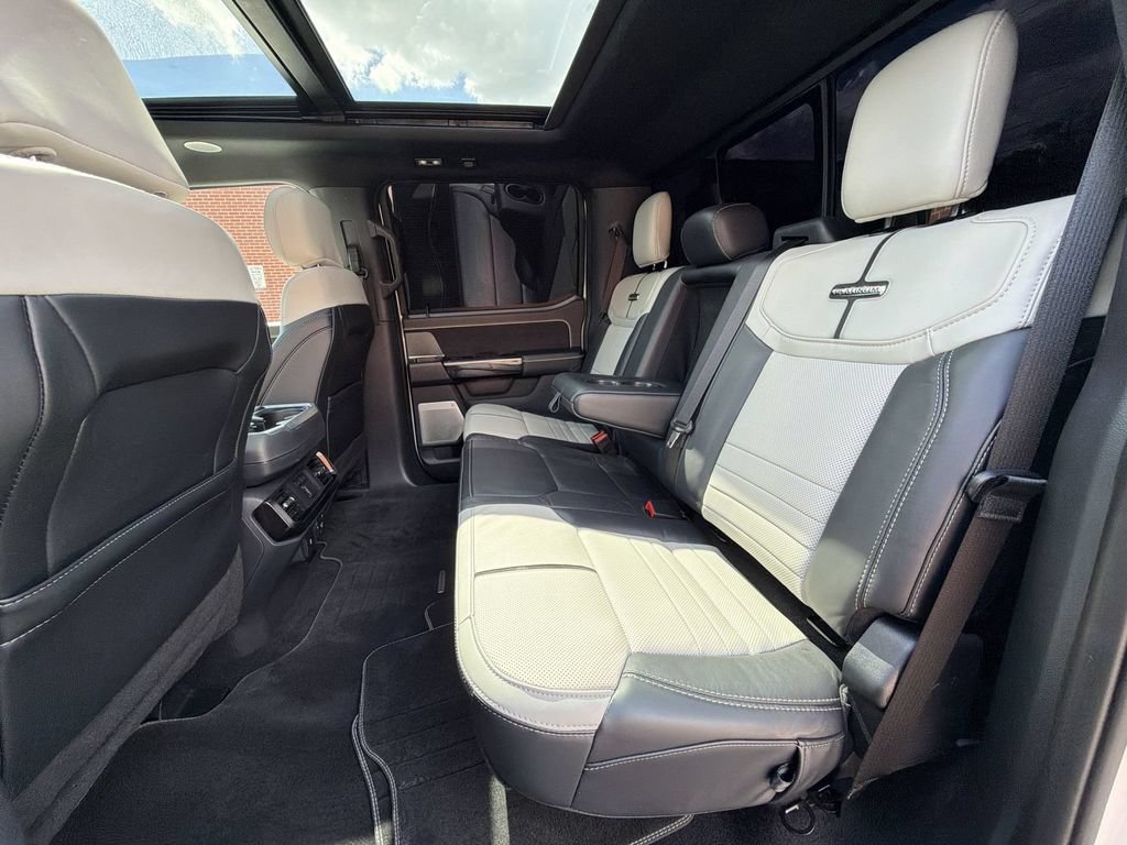 Used 2024 Ford F150 Lightning Platinum AWD/4WD image 27