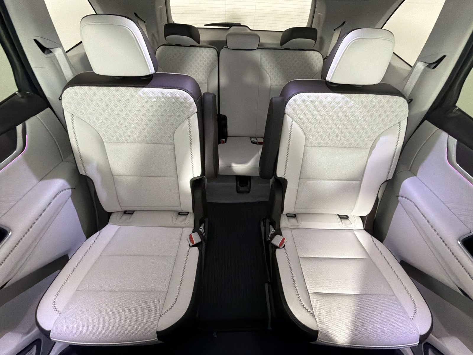 New 2026 GMC Acadia Denali w/ Super Cruise Package AWD/4WD image 25