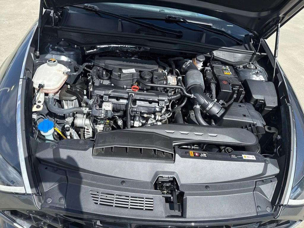 Used 2022 Hyundai Sonata Limited image 11
