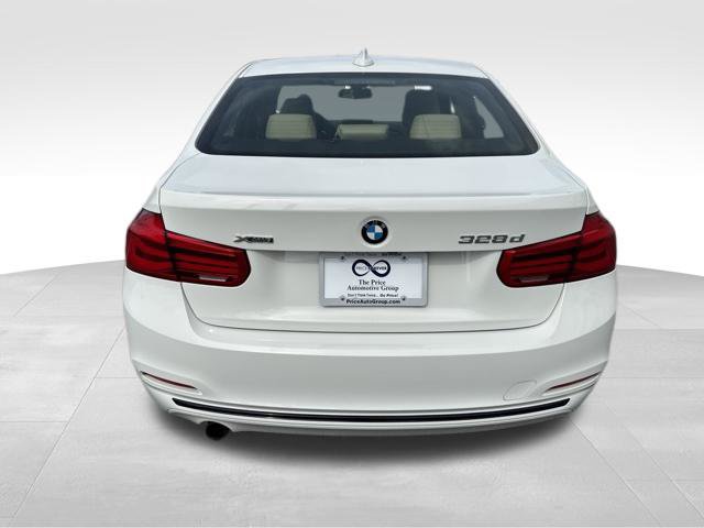 Used 2018 BMW 328d xDrive Sedan w/ Premium Package AWD/4WD image 7