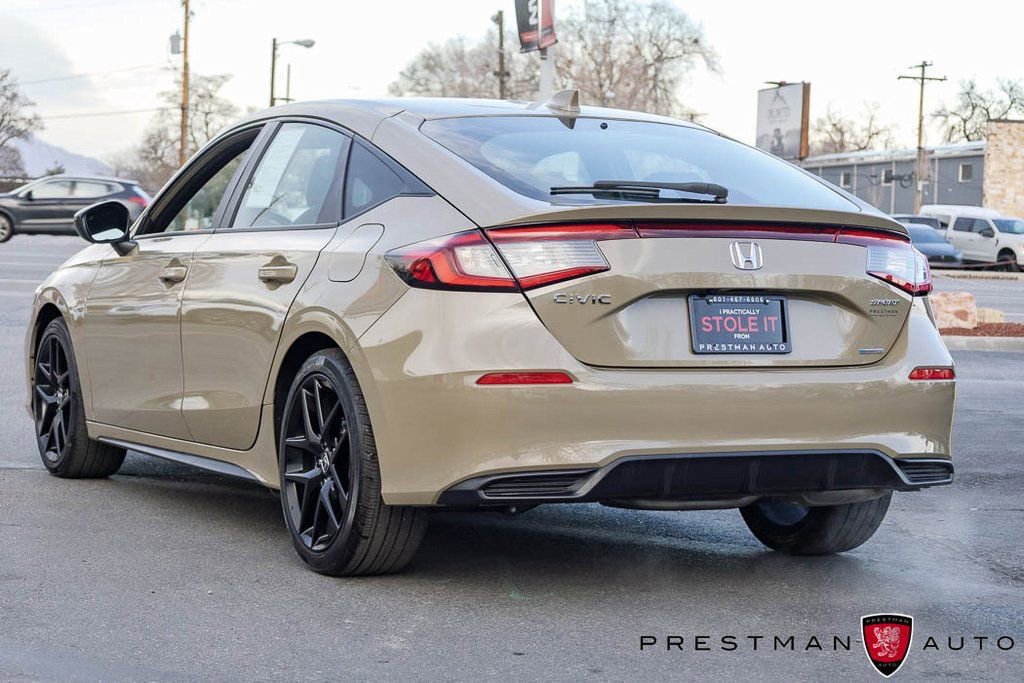 Used 2025 Honda Civic Sport image 16