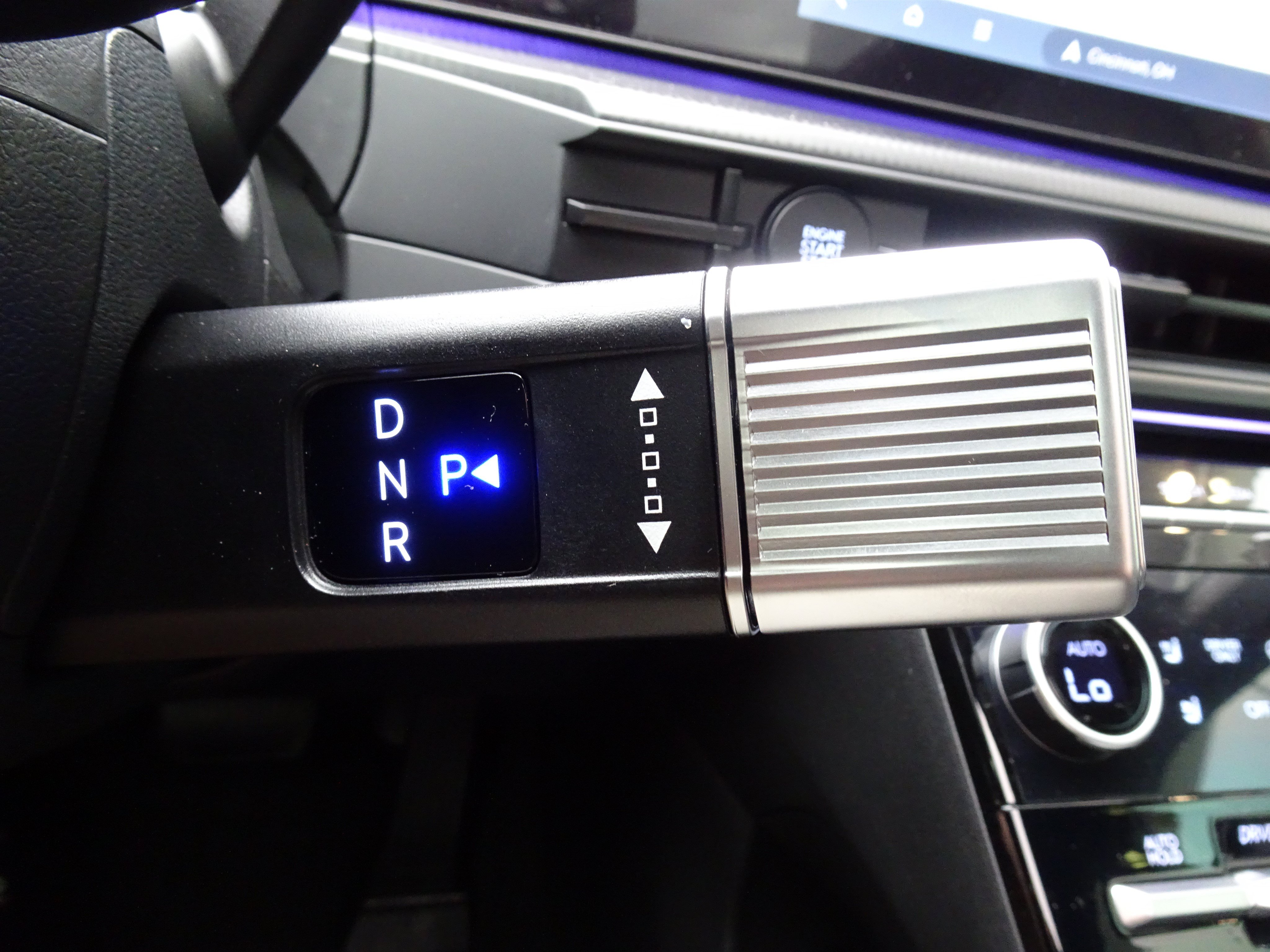 New 2025 Hyundai Santa Fe Calligraphy AWD/4WD image 16
