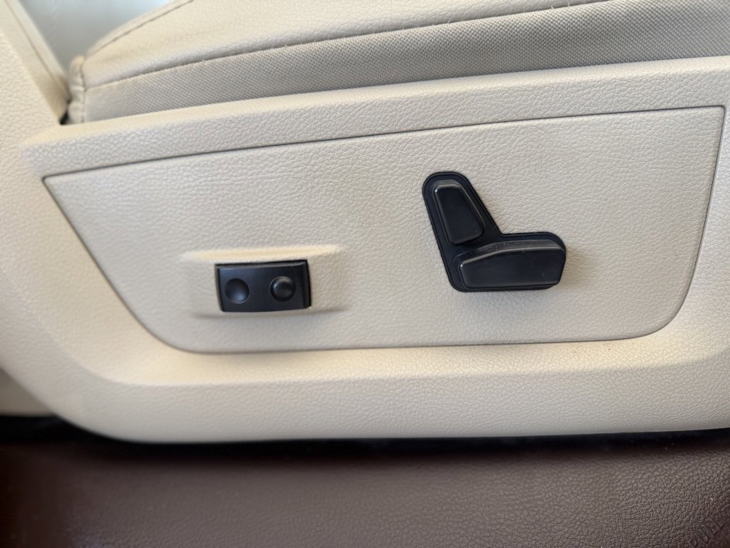 Used 2013 RAM 1500 Laramie w/ Convenience Group image 40