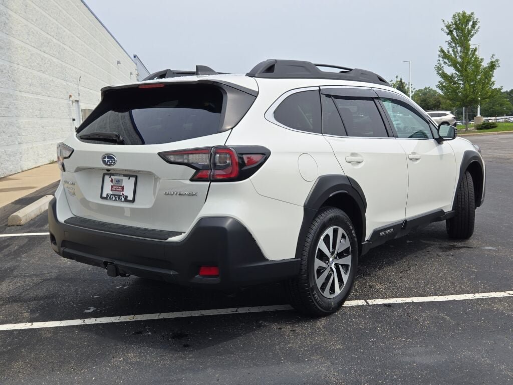 Certified 2024 Subaru Outback Premium AWD/4WD image 10