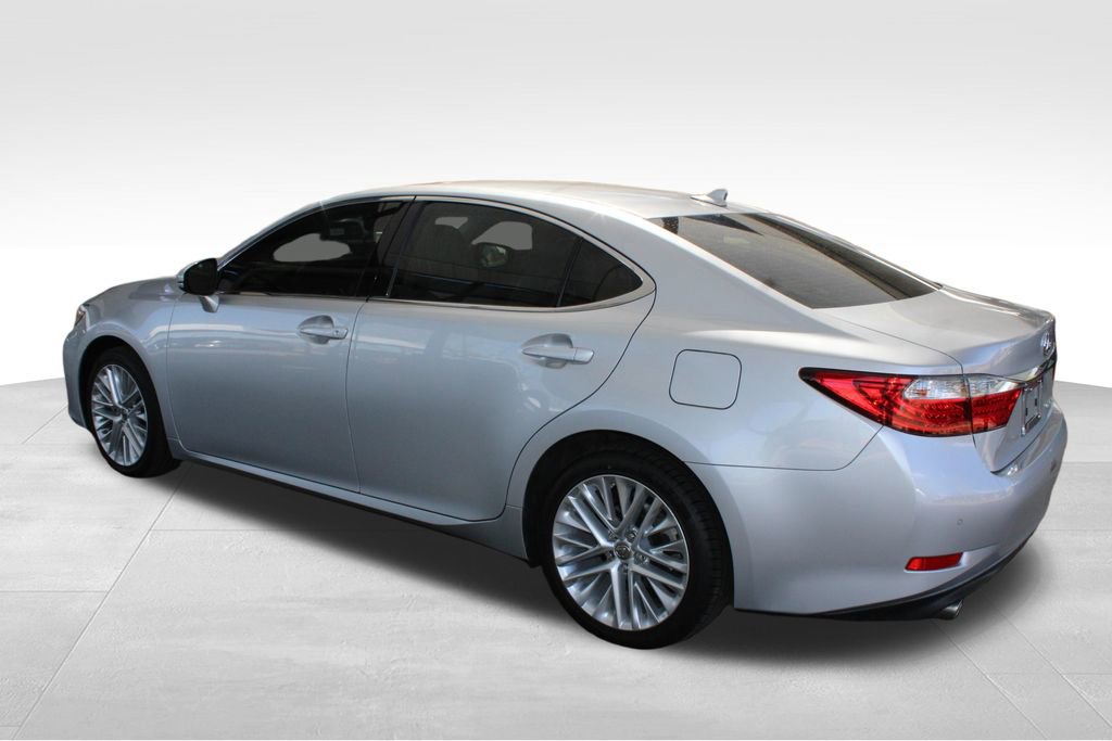 Used 2014 Lexus ES 350 w/ Luxury Package image 12
