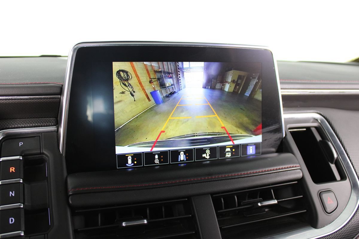 Used 2022 Chevrolet Tahoe RST w/ Luxury Package AWD/4WD image 15