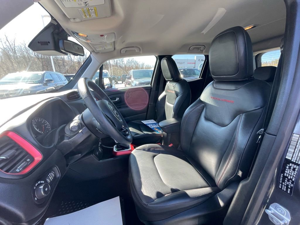 Used 2022 Jeep Renegade Trailhawk image 26