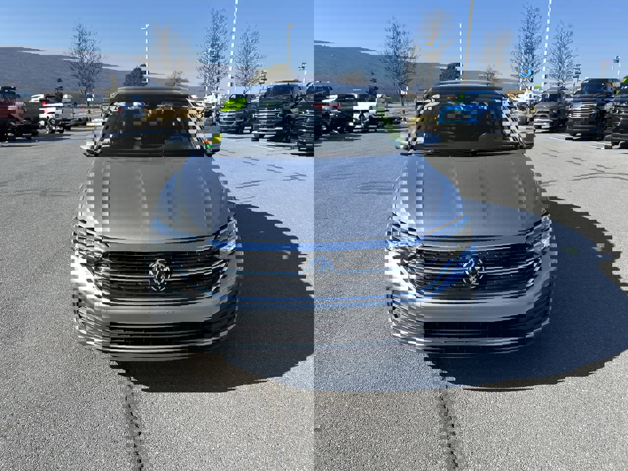 Used 2023 Volkswagen Jetta SE video 2