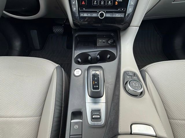 Used 2023 INFINITI QX50 Sensory w/ Accent Package FWD image 26