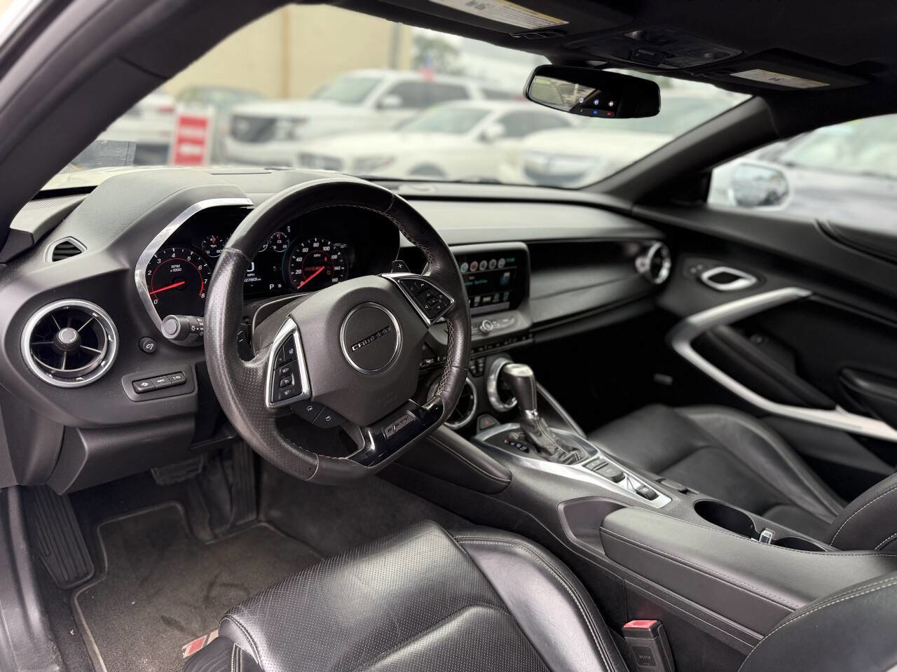 Used 2017 Chevrolet Camaro LT RWD image 13