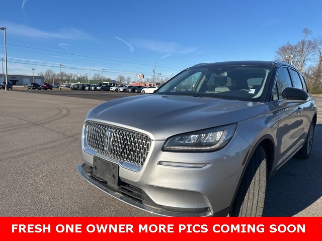 Used 2022 Lincoln Corsair AWD w/ Premium Package image 2