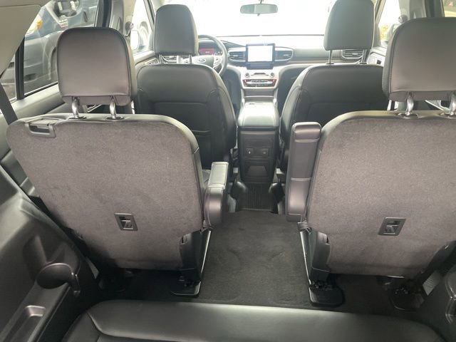 Used 2023 Ford Explorer XLT w/ Equipment Group 202A image 17