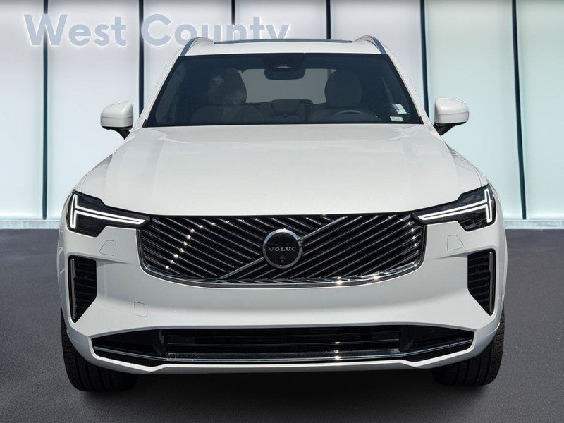Certified 2025 Volvo XC90 B5 Plus AWD/4WD image 10