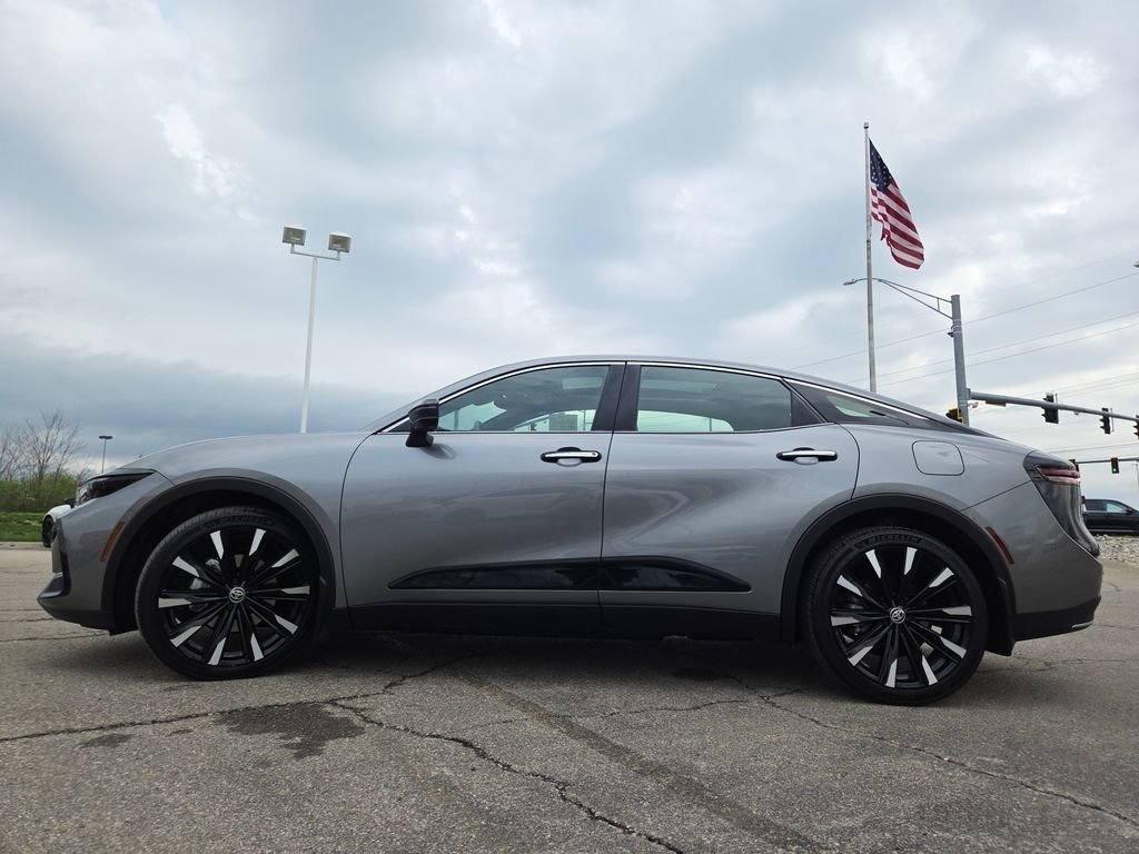 Used 2024 Toyota Crown Platinum image 25