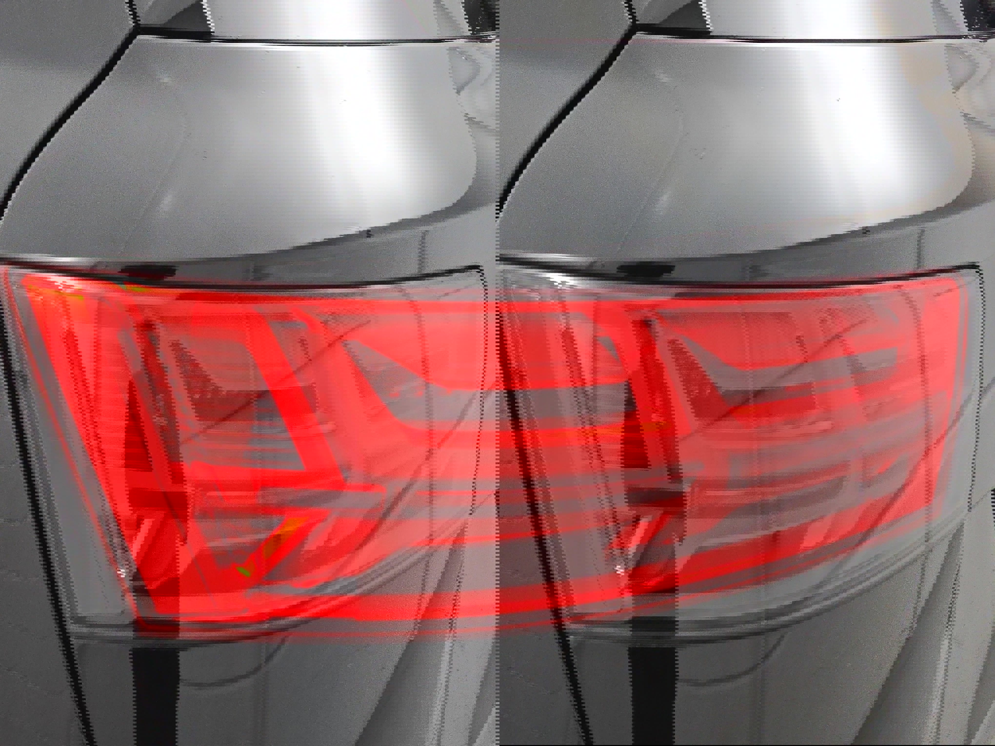 Used 2018 Audi Q7 3.0T Premium image 37