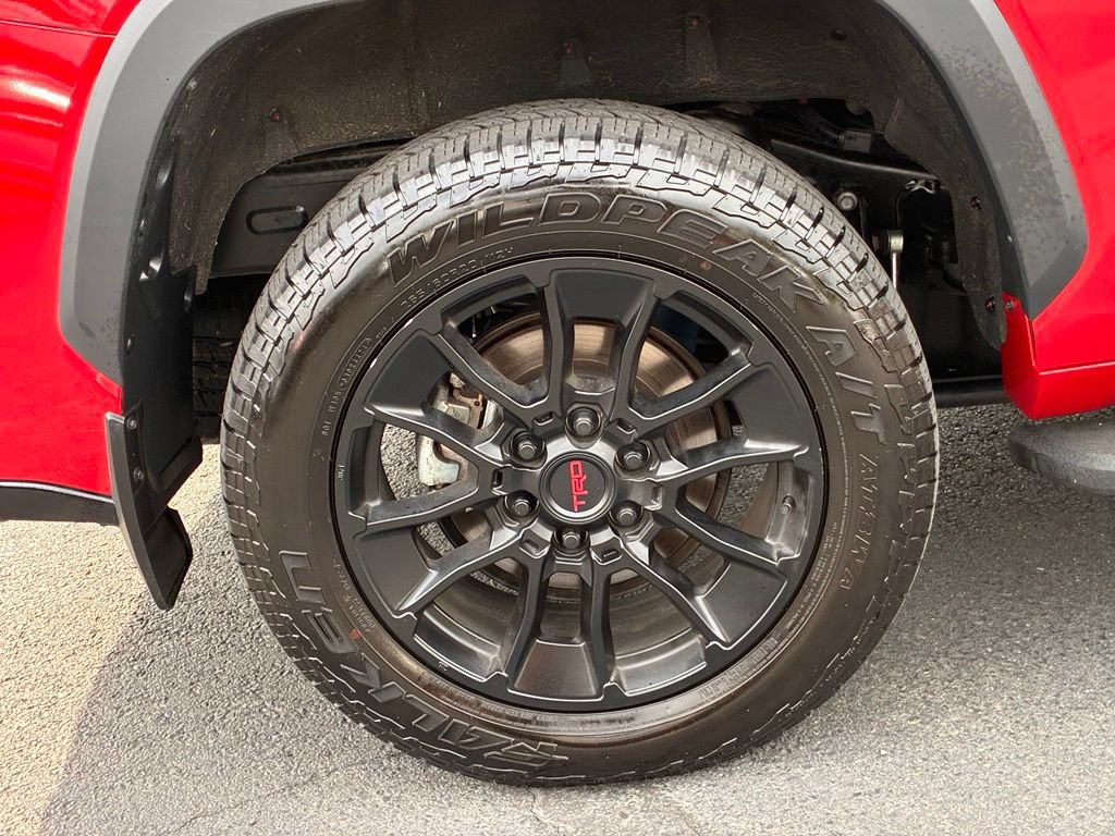 Used 2025 Toyota Sequoia Limited w/ TRD Off-Road Package AWD/4WD image 59