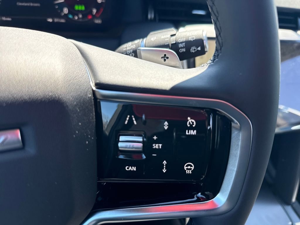 New 2026 Land Rover Discovery Sport Landmark AWD/4WD image 20