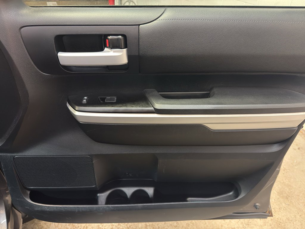 Used 2014 Toyota Tundra SR5 image 20