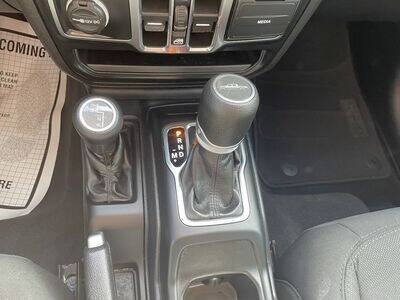 Used 2021 Jeep Gladiator Sport image 21