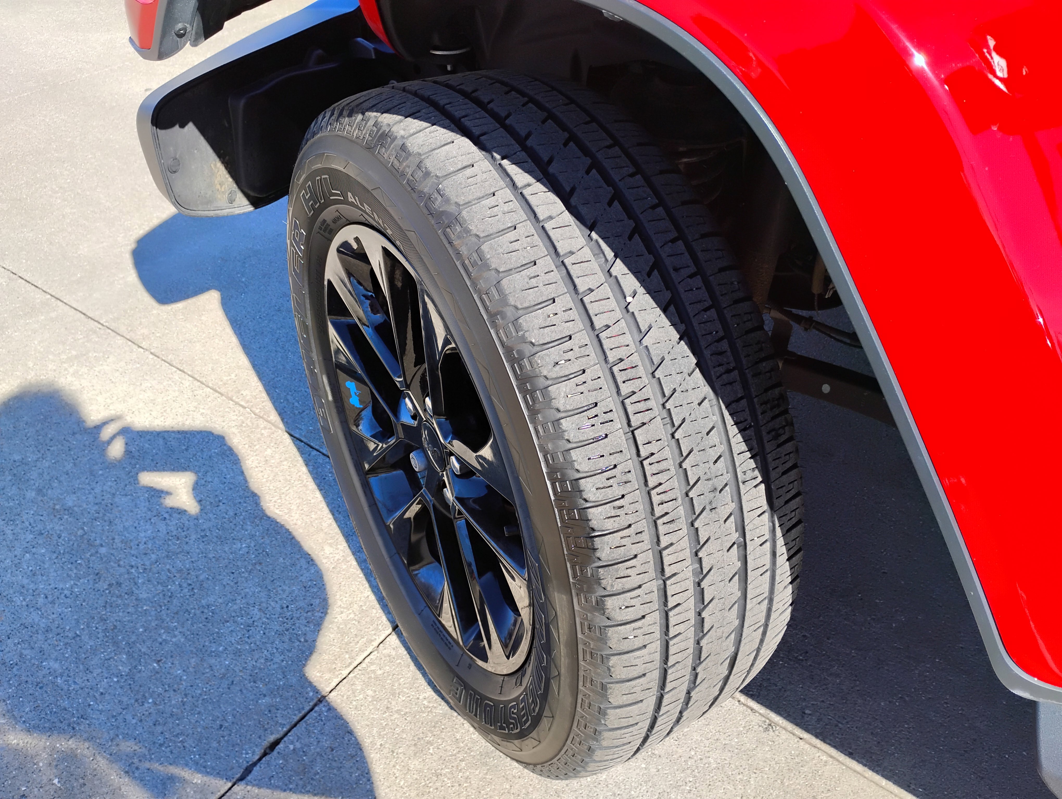 Used 2022 Jeep Wrangler Unlimited Sahara w/ Cold Weather Group image 25