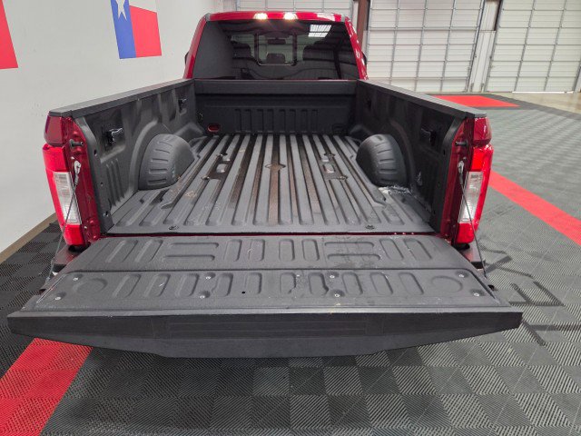 Used 2017 Ford F350 Lariat w/ FX4 Off-Road Package image 29