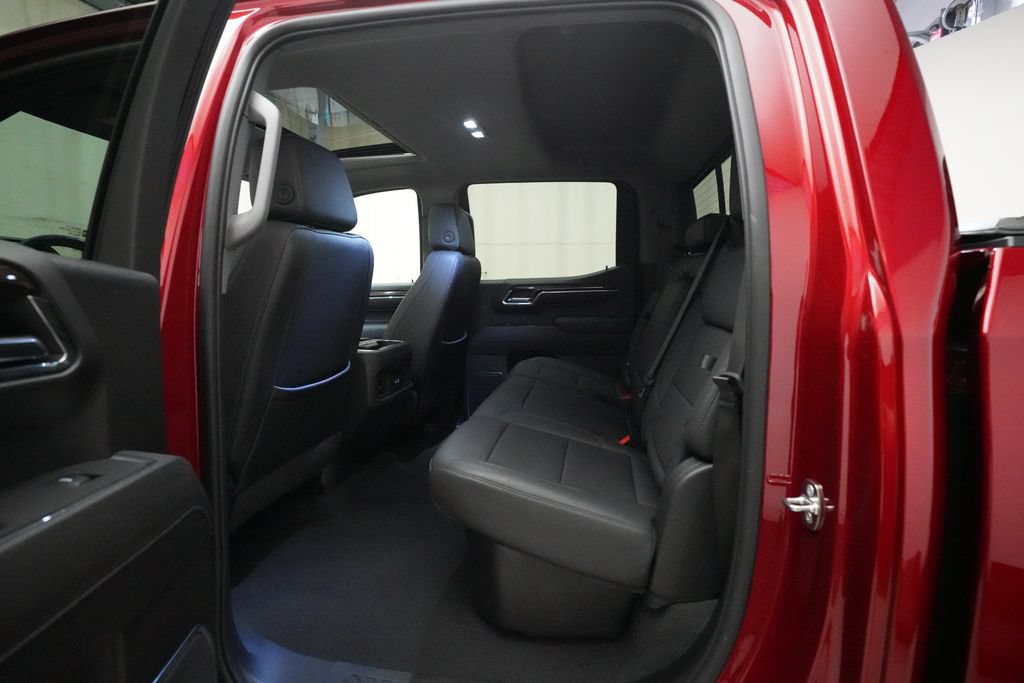 Used 2024 Chevrolet Silverado 1500 LT Trail Boss w/ Convenience Package II AWD/4WD image 15
