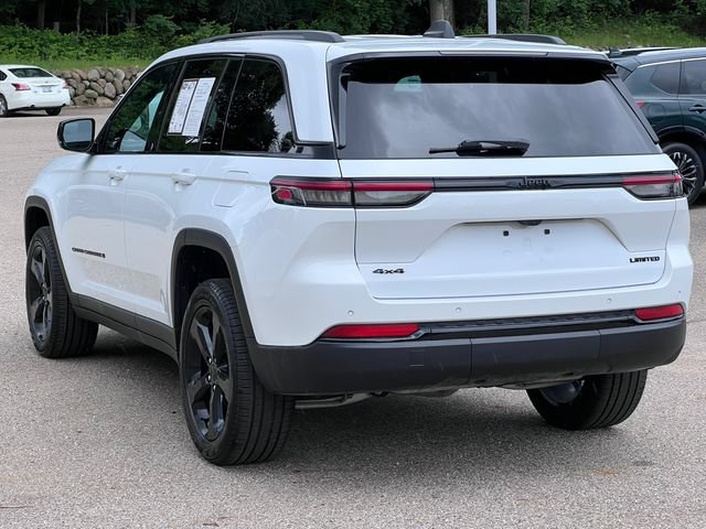 Used 2024 Jeep Grand Cherokee Limited AWD/4WD image 8