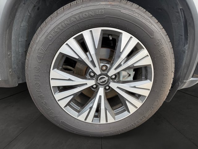 Used 2023 Nissan Rogue SV AWD/4WD image 9