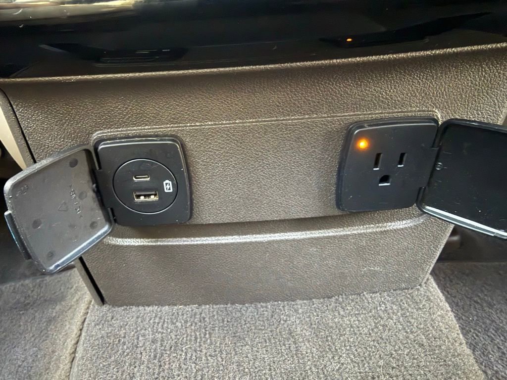 Used 2020 Lincoln Aviator Reserve w/ Equipment Group 201A image 27