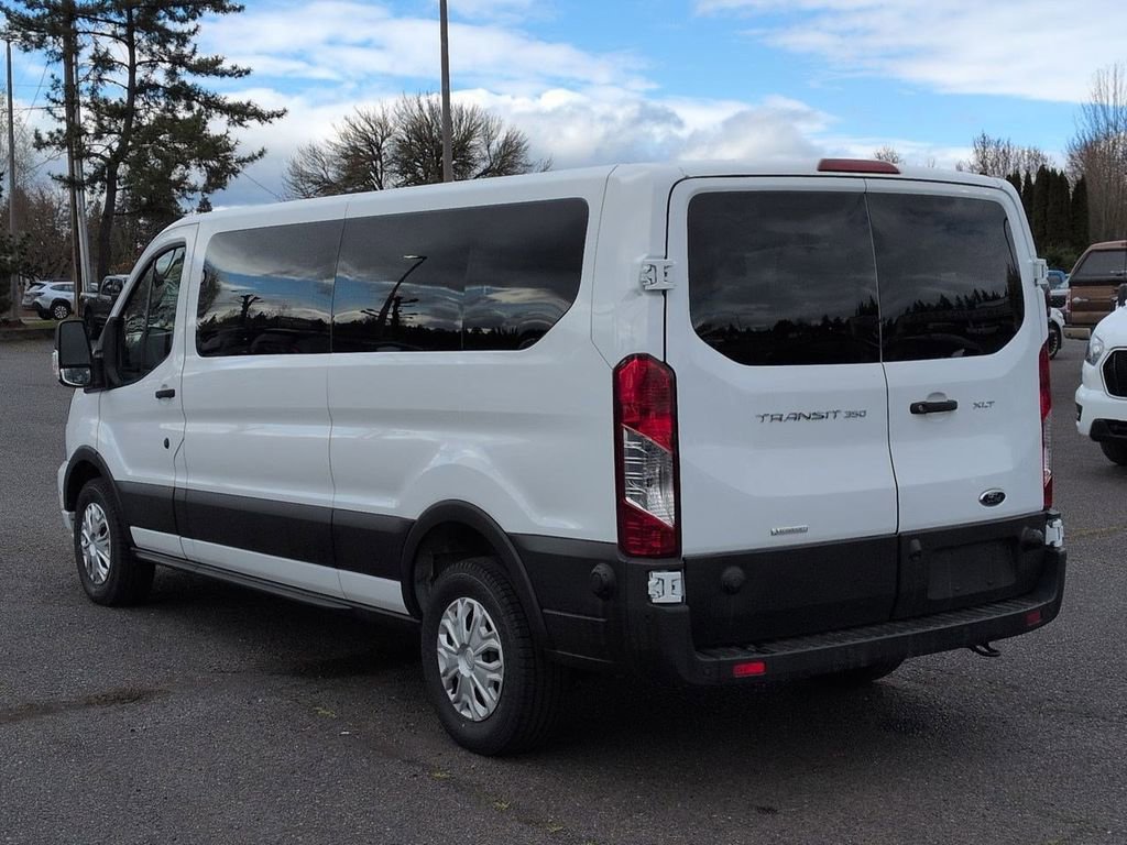 Used 2024 Ford Transit 350 XLT image 3